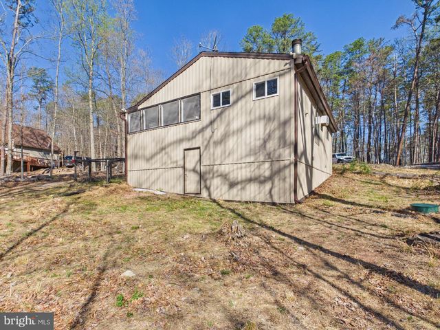 187 SHAWNEE TRL, Hedgesville, WV 25427
