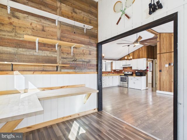 187 SHAWNEE TRL, Hedgesville, WV 25427