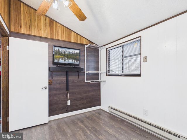 187 SHAWNEE TRL, Hedgesville, WV 25427