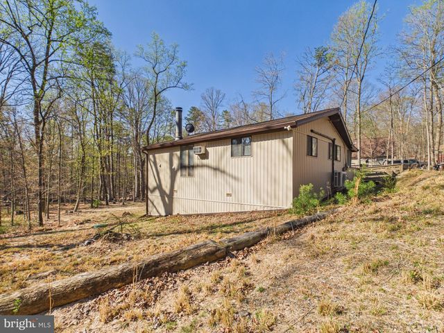 187 SHAWNEE TRL, Hedgesville, WV 25427