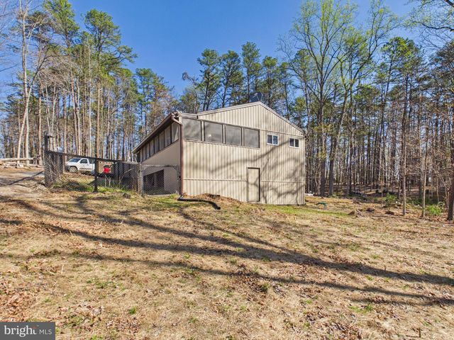 187 SHAWNEE TRL, Hedgesville, WV 25427