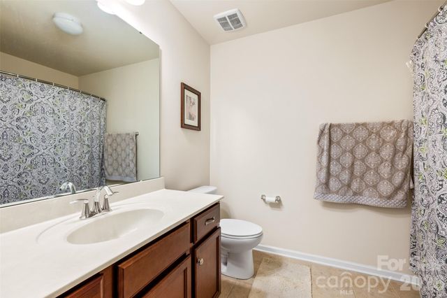 7044 Woodsbay Lane, Rock Hill, SC 29732