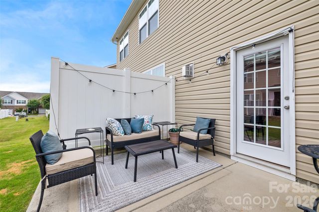 7044 Woodsbay Lane, Rock Hill, SC 29732