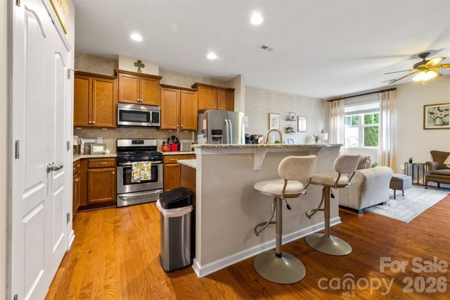 7044 Woodsbay Lane, Rock Hill, SC 29732