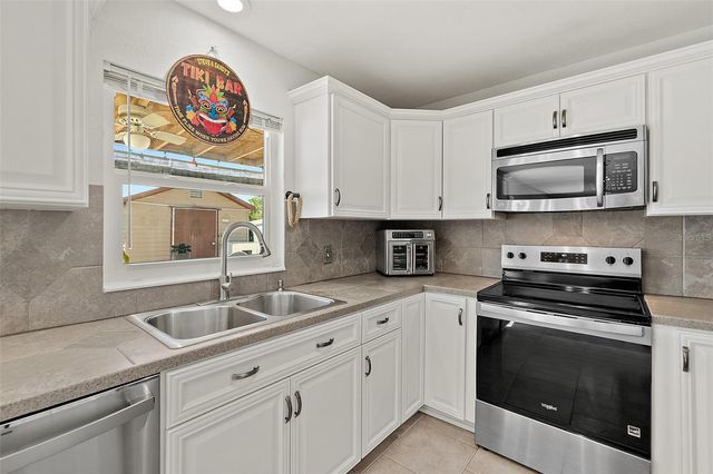 589 CLAIRMONT LANE, South Daytona, FL 32119