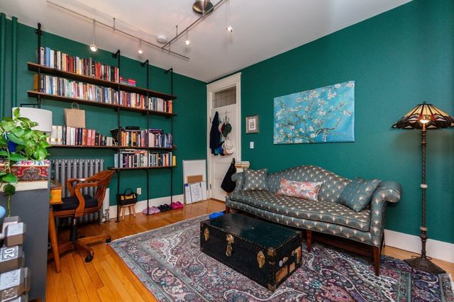 15 Day St 2, Cambridge, MA 02140