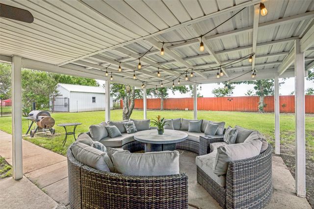 3323 Dasher Street, Lancaster, TX 75146