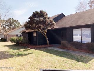 111 Cherrywood Court, Jacksonville, NC 28546