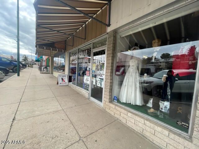 254 N BROAD Street, Globe, AZ 85501