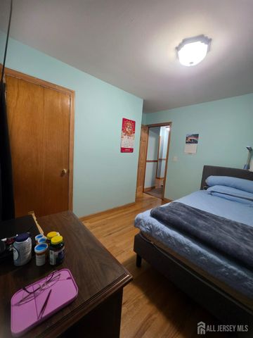 324 Evans Avenue, Piscataway, NJ 08854