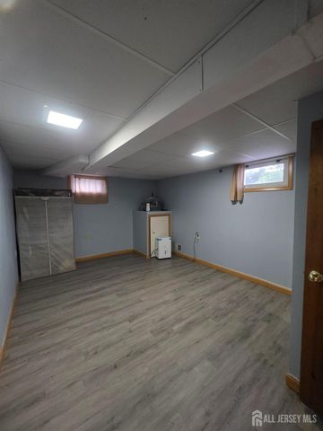 324 Evans Avenue, Piscataway, NJ 08854