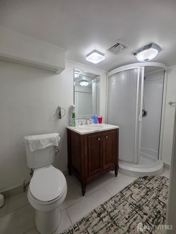 324 Evans Avenue, Piscataway, NJ 08854