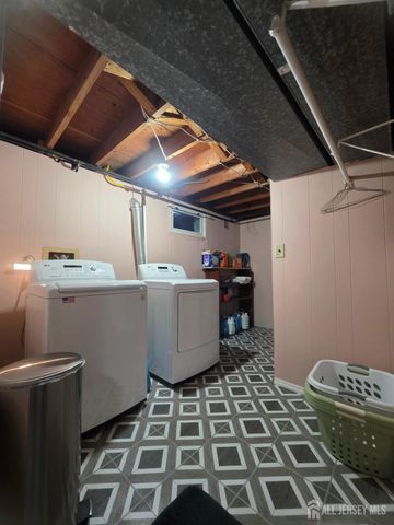 324 Evans Avenue, Piscataway, NJ 08854