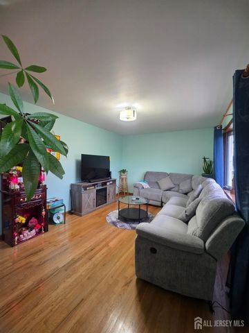 324 Evans Avenue, Piscataway, NJ 08854