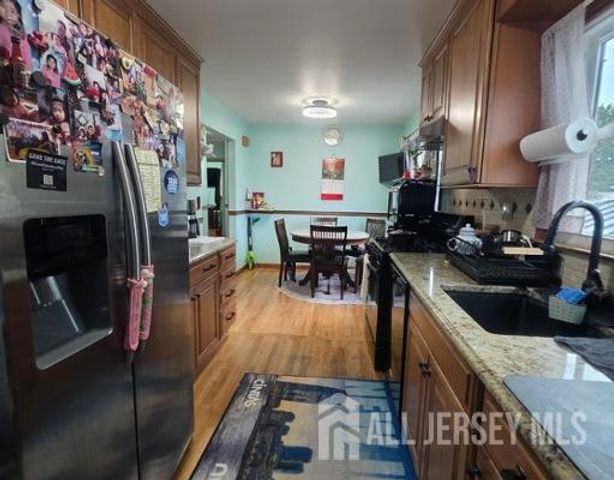 324 Evans Avenue, Piscataway, NJ 08854