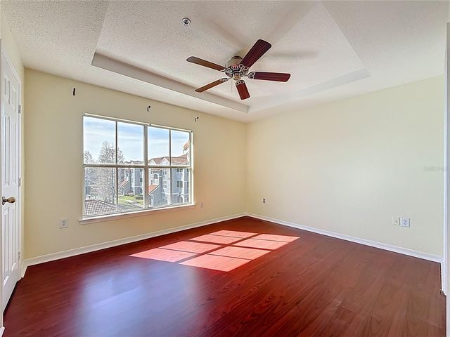 18001 RICHMOND PLACE DRIVE 1233, Tampa, FL 33647