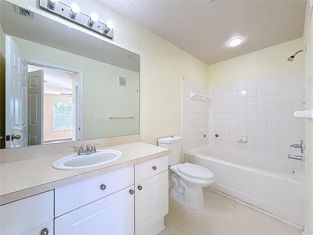 18001 RICHMOND PLACE DRIVE 1233, Tampa, FL 33647