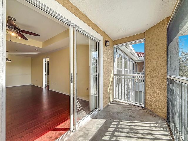 18001 RICHMOND PLACE DRIVE 1233, Tampa, FL 33647