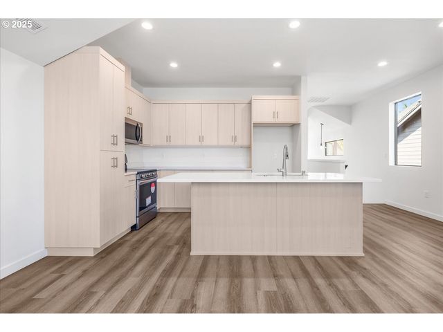 5107 Ne 113TH Loop, Vancouver, WA 98686