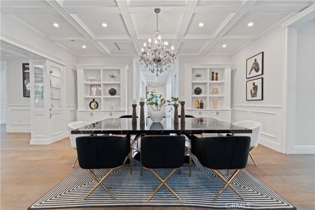 17528 Jayden Lane, Encino, CA 91316