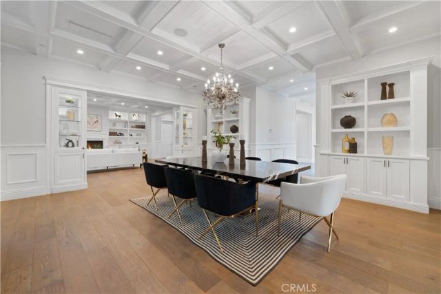 17528 Jayden Lane, Encino, CA 91316