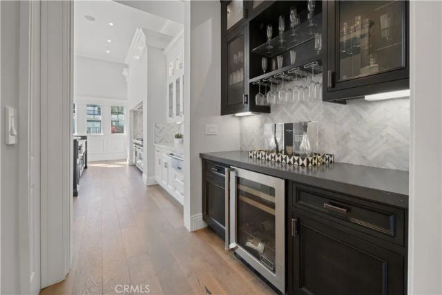 17528 Jayden Lane, Encino, CA 91316