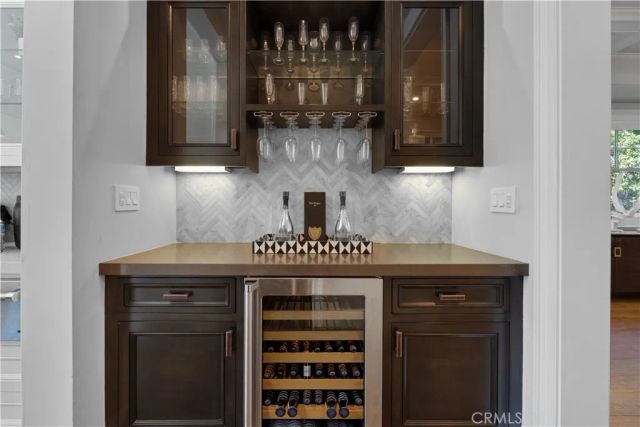 17528 Jayden Lane, Encino, CA 91316