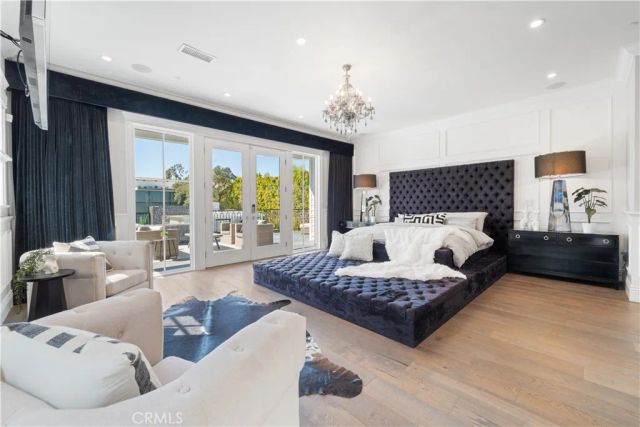 17528 Jayden Lane, Encino, CA 91316