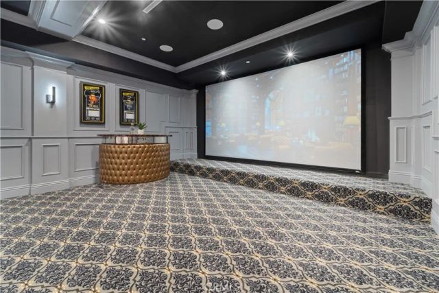 17528 Jayden Lane, Encino, CA 91316