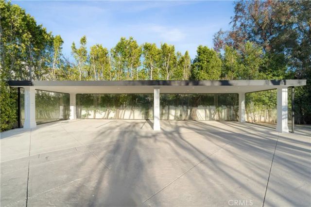 17528 Jayden Lane, Encino, CA 91316