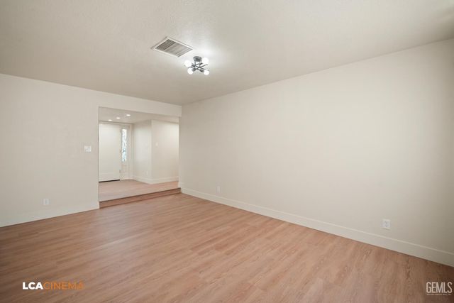 6101 Olive Drive, Bakersfield, CA 93308