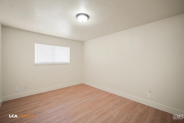 6101 Olive Drive, Bakersfield, CA 93308