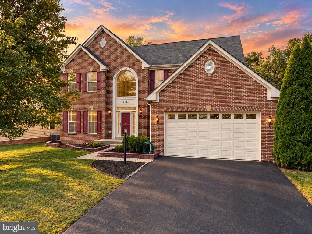 2433 TRIMARAN WAY, Woodbridge, VA 22191