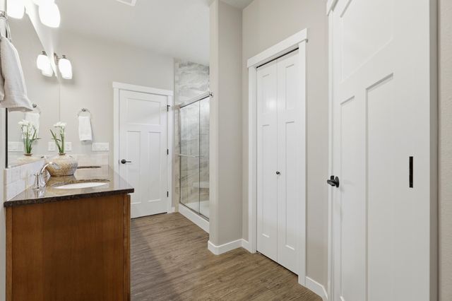 1709 N Hood River Rd, Liberty Lake, WA 99019