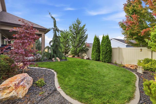 1709 N Hood River Rd, Liberty Lake, WA 99019