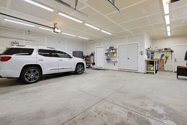 1709 N Hood River Rd, Liberty Lake, WA 99019