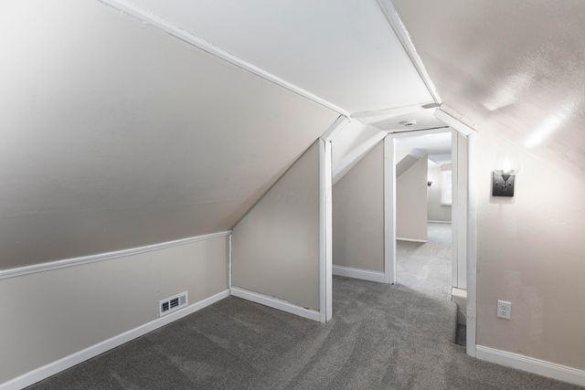 561 Pierce Avenue, Columbus, OH 43213