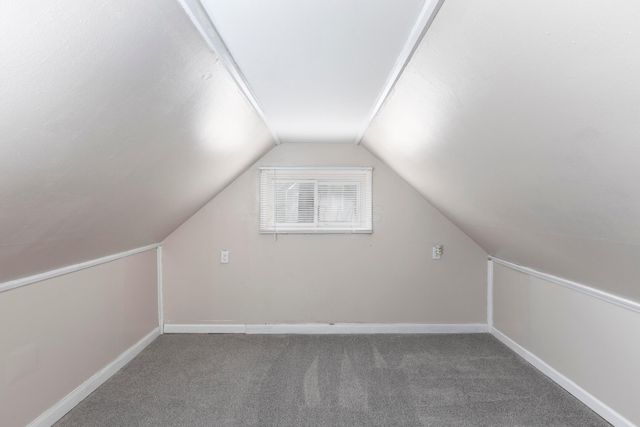 561 Pierce Avenue, Columbus, OH 43213