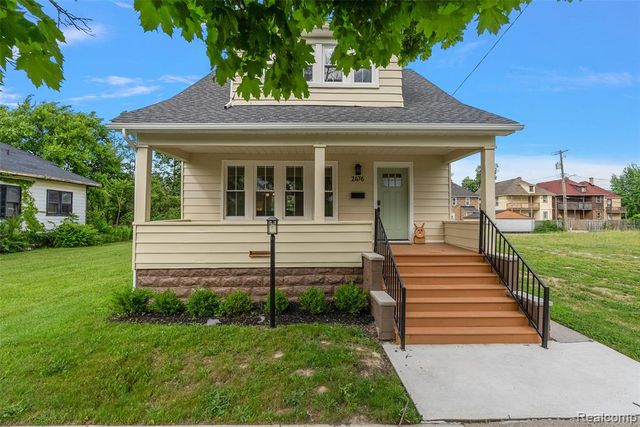 2476 Beals Street, Detroit, MI 48214