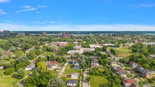 2476 Beals Street, Detroit, MI 48214