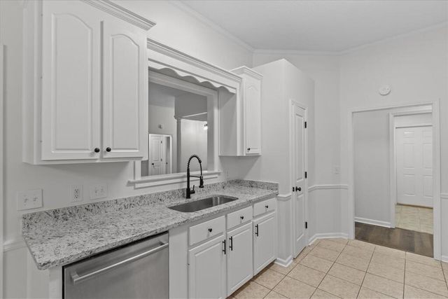 412 Mill Creek Cir, Dothan, AL 36305