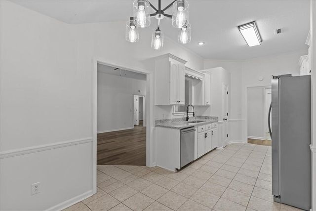 412 Mill Creek Cir, Dothan, AL 36305