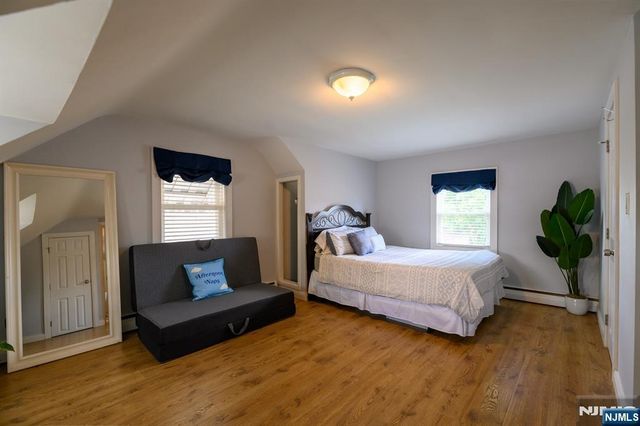 39 Lawrence Avenue, Lodi, NJ 07644
