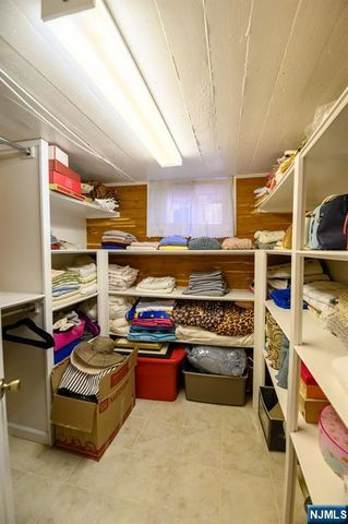 39 Lawrence Avenue, Lodi, NJ 07644