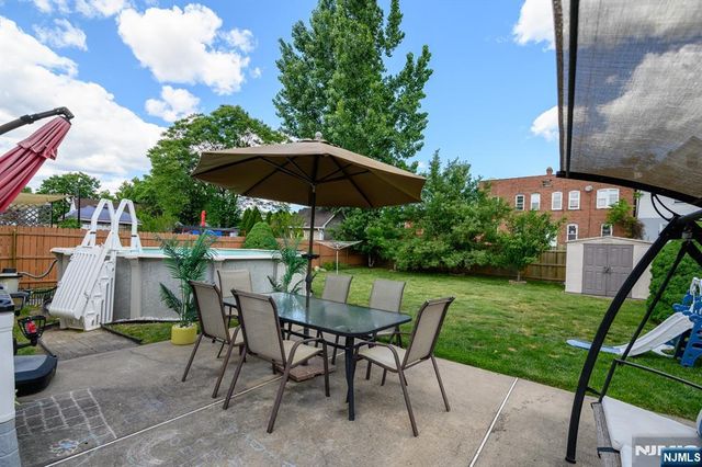 39 Lawrence Avenue, Lodi, NJ 07644