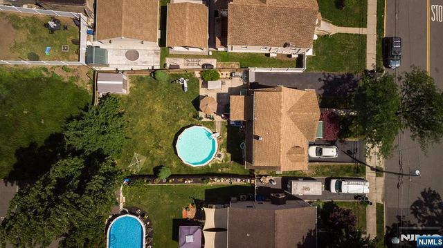 39 Lawrence Avenue, Lodi, NJ 07644