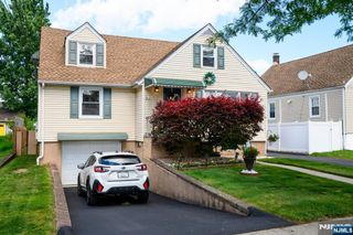 39 Lawrence Avenue, Lodi, NJ 07644