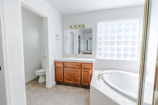 721 Via Cerioni, Madera, CA 93637