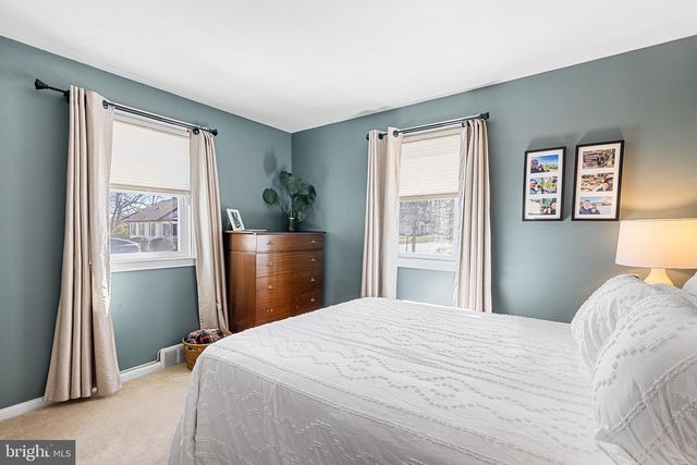 106 BARREN RD, Newtown Square, PA 19073