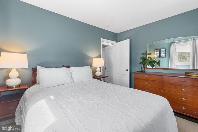 106 BARREN RD, Newtown Square, PA 19073